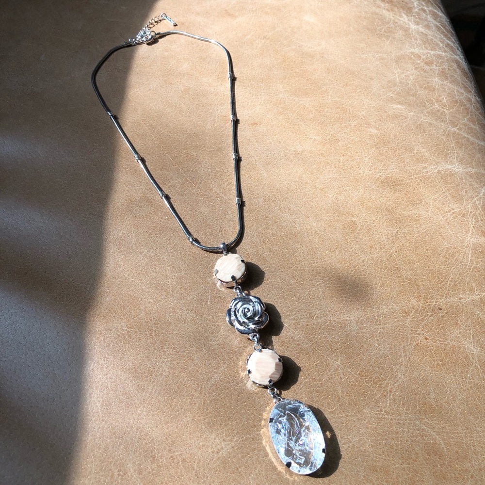 Rare rose rhinestone Marist necklace Nine West - Picture 4 of 6